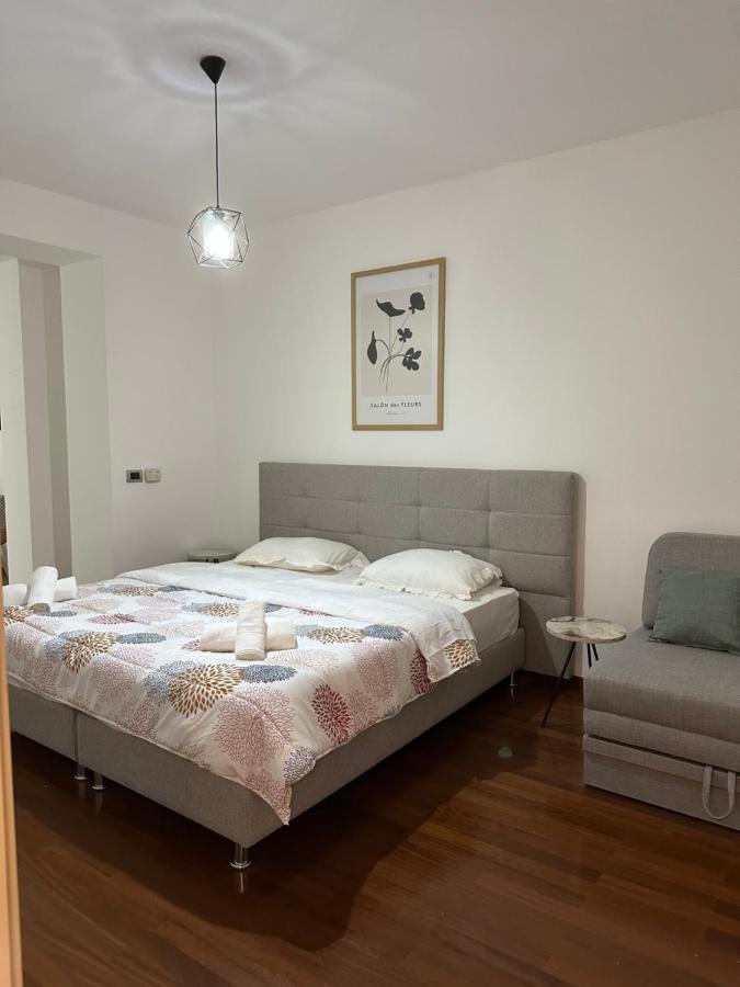 City Center Shkodra B&B Exterior foto